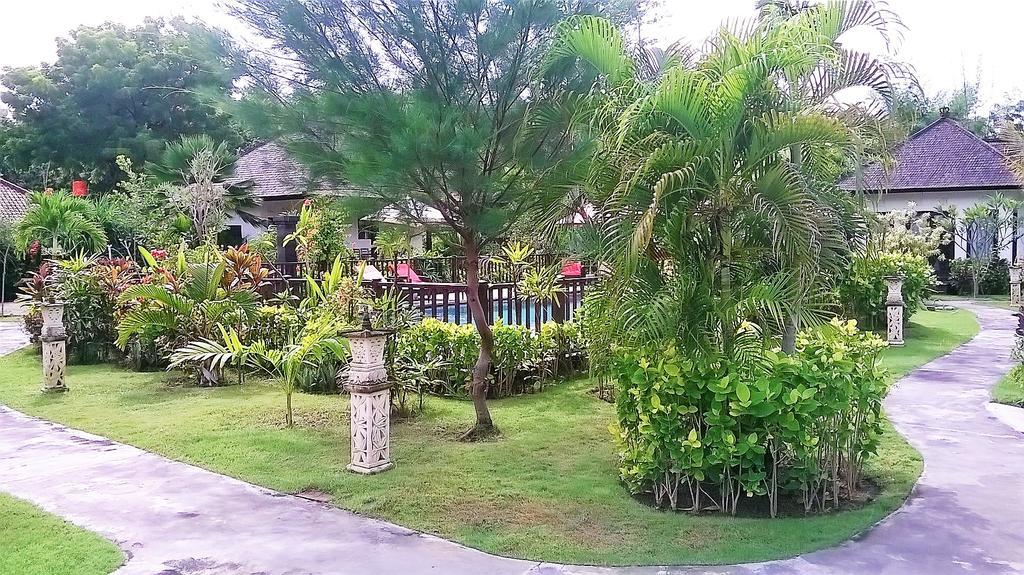 Taman Dewi Sri Villa Et Bungalow Pemuteran  Exterior photo